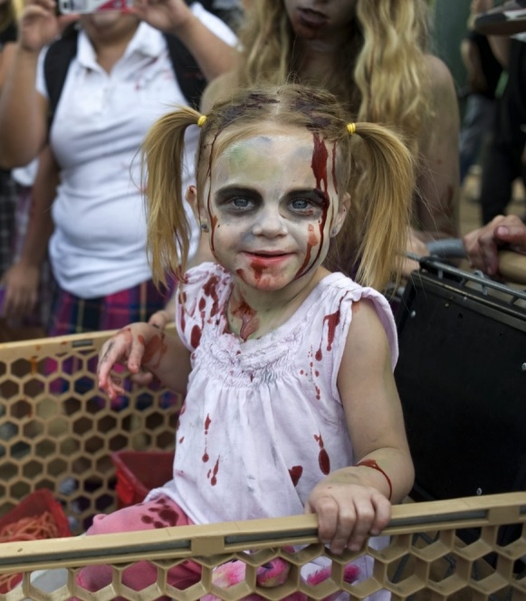 Cómo hacer un disfraz de zombie 68 Más ideas terroríficas pero sencillas para Halloween