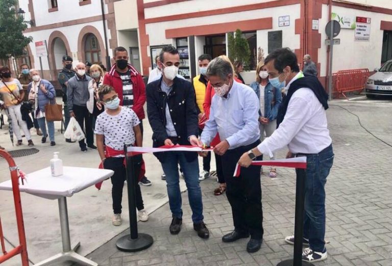 Revilla destaca el valor de los productos agroalimentarios y la importancia del sector en Cantabria