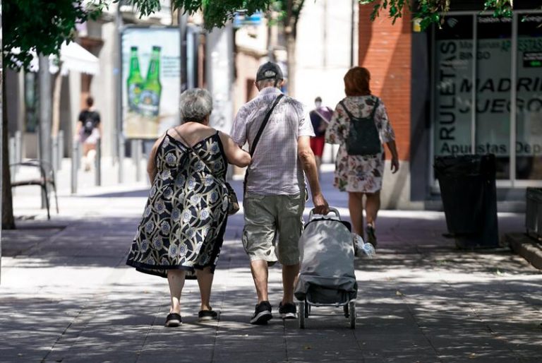 Las aportaciones a fondos de pensiones se reducen un 94% en el primer semestre