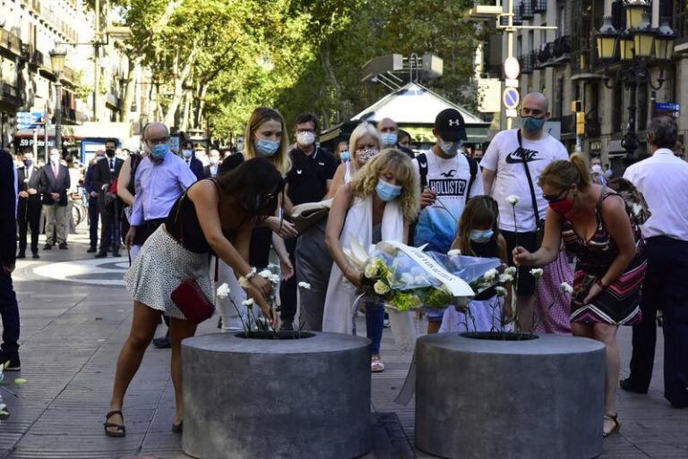 Barcelona homenajea este martes a las víctimas del 17A con Aragonès y Colau