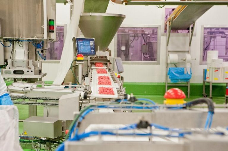 Embutidos Martínez  gana 7,6 millones en 2020