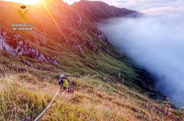 Rescatan a un montañero valenciano enriscado a 1.500 metros de altura en Tresviso