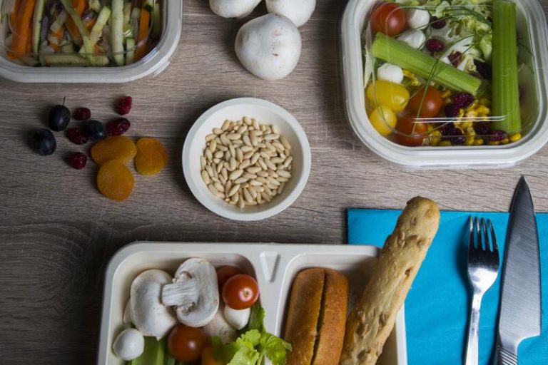 Ence y PackBenefit se alían para suministrar bandejas alimentarias sostenibles