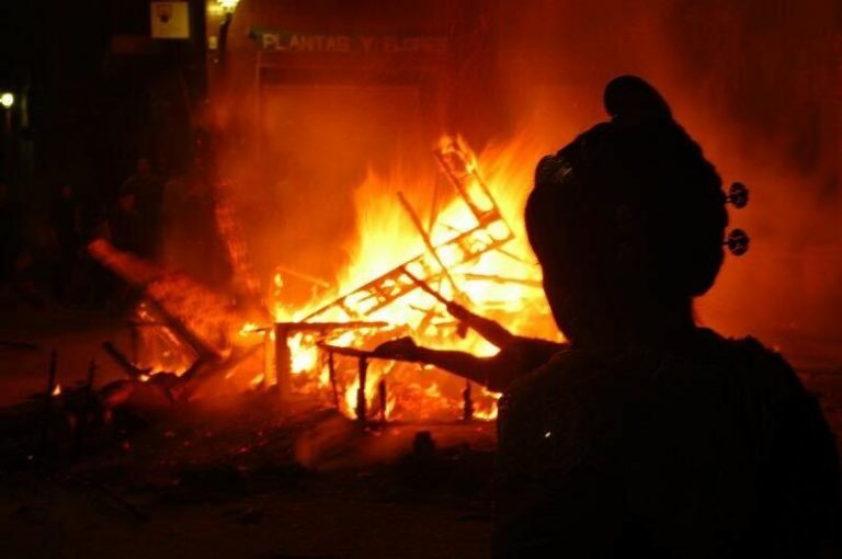 Se adelantan dos horas los horarios de la 'Cremà' de las Fallas