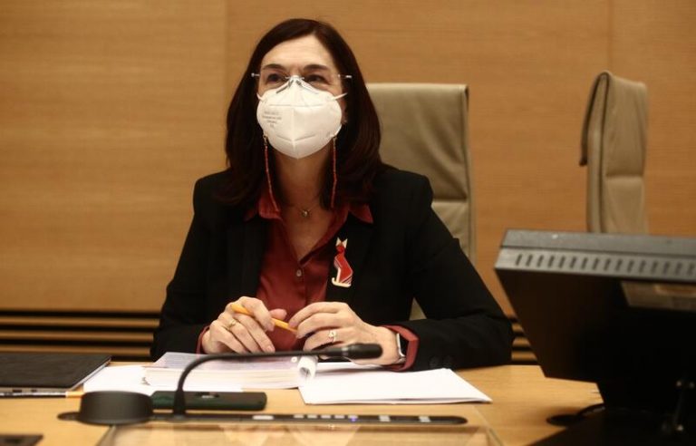 Cs exige a la CNMC explicar en el Congreso su multa al cártel de las constructoras