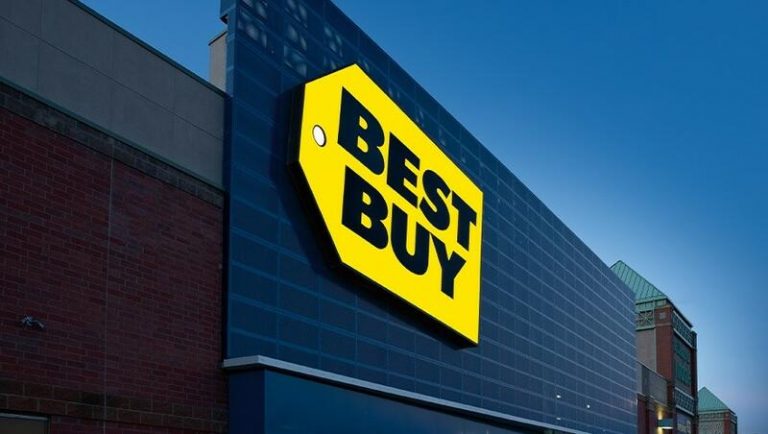 Best Buy logra un beneficio récord de 625 millones en su segundo trimestre fiscal