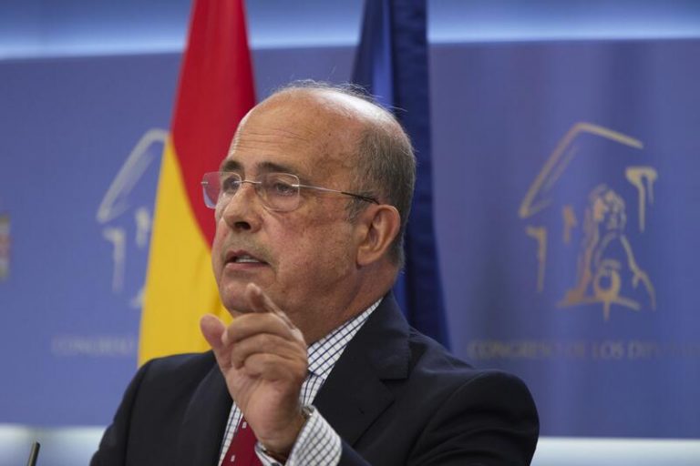 Vox, sorprendido porque el PP no pida comparecer en el Congreso a Marlaska sobre Ceuta