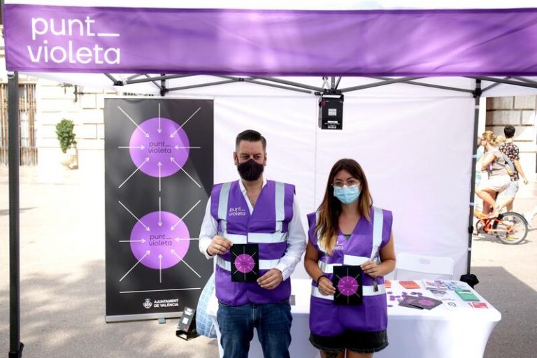 Valencia contará con seis Puntos Violeta en Fallas para la prevención de agresiones sexistas