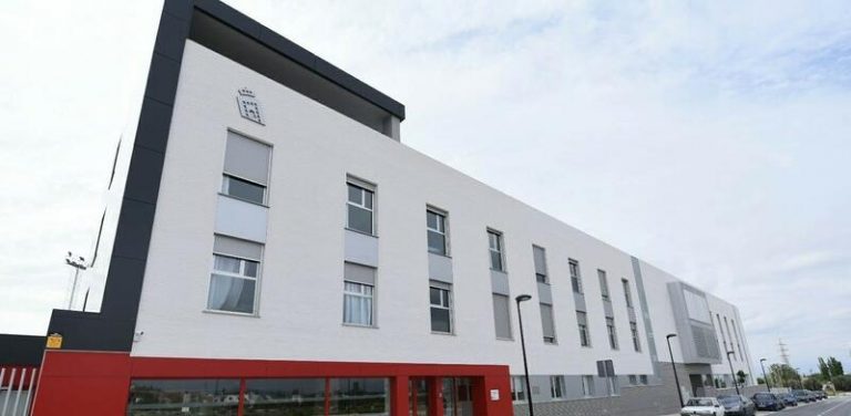 Alta hospitalaria para el último ingresado por el brote de la residencia de Baza