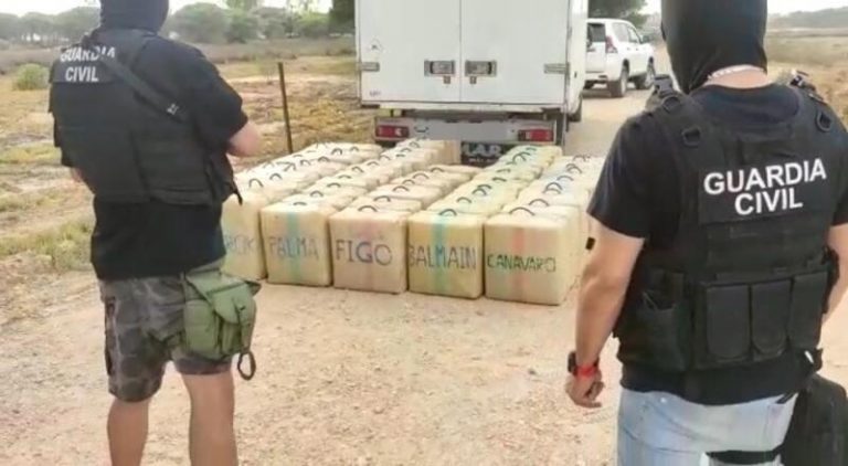 Intervienen más de tres toneladas de hachís en dos operativos en Huelva