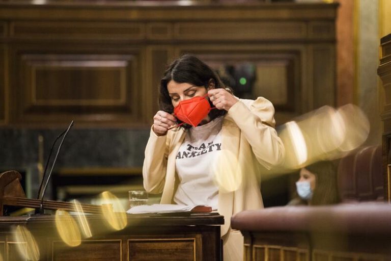 Podemos pide explicaciones sobre las nuevas oposiciones para los oficios del teatro