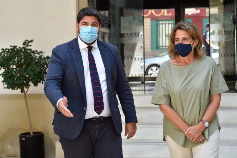Murcia reprocha a Ribera su falta de compromiso para recuperar el Mar Menor