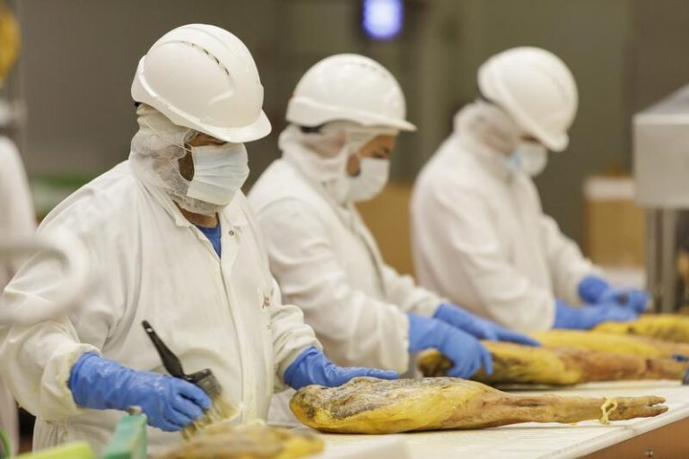 Incarlopsa firma con el ICO un préstamo para reforzar su transición ecológica