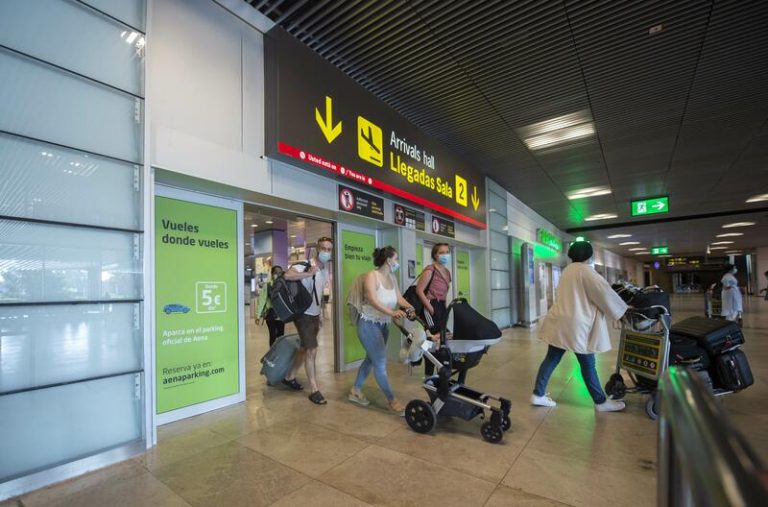 Las agencias de viajes alemanas, optimistas con la salida de España como destino de riesgo