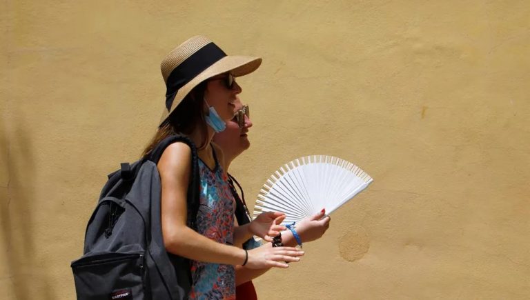 AEMET emite un aviso especial por ola de calor que afectará a toda España
