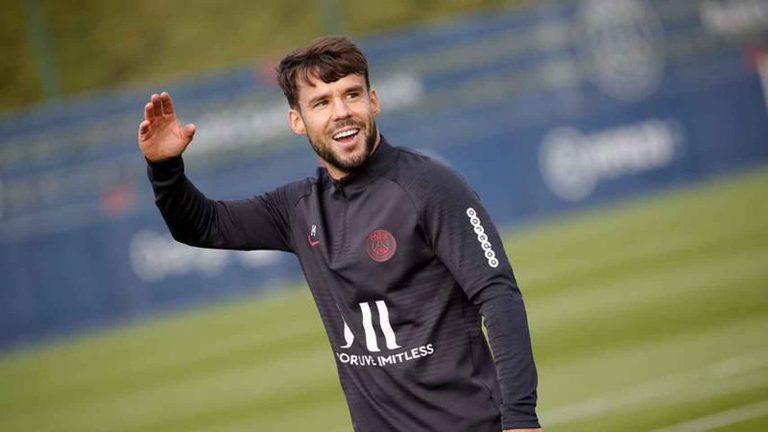 Bernat lanza mensaje desesperado al Valencia CF para volver