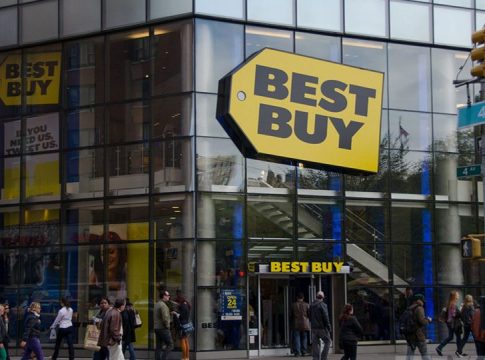 Best Buy logra un beneficio récord de 625 millones en su segundo trimestre fiscal
