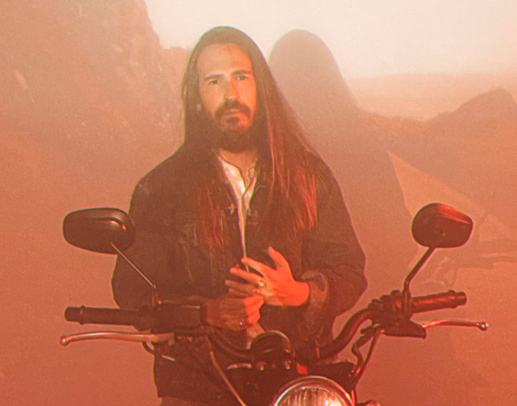 Carlos Sadness y Cupido estrenan el cartel cinco estrellas de Vibra Mahou Fest
