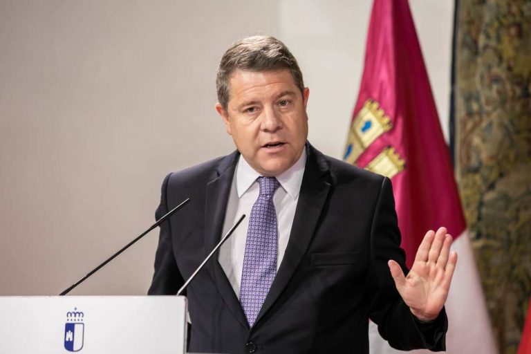 Castilla-La Mancha se pone a disposición de Sánchez ante crisis afgana