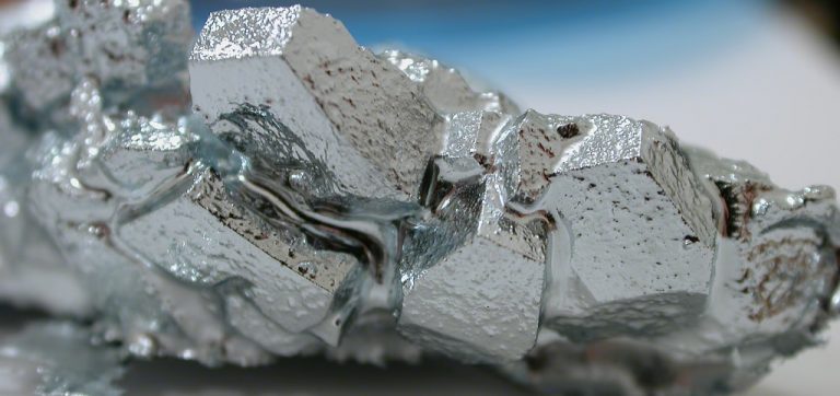 Crean un nuevo tipo de catalizador para proteger el suministro de metales preciosos