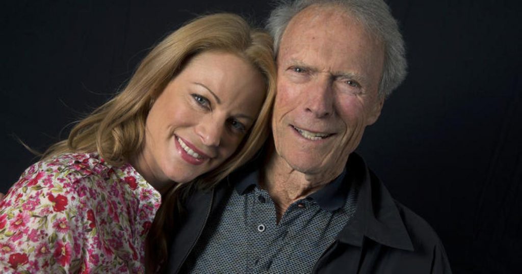 ¿Cuándo debuto Clint Eastwood como director?