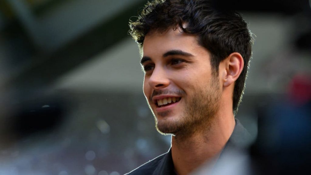 David Solans no miró atrás para hablar de su pasado en Merlí: Sapere Aude