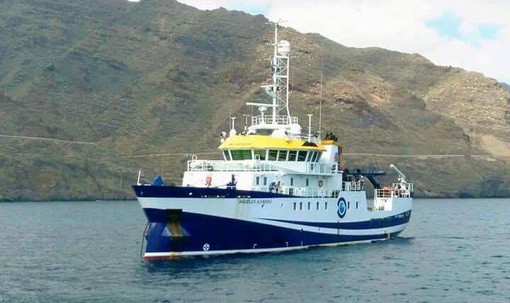El Ángeles Alvariño llega a Málaga tras estudiar los hábitats profundos del mar de Alborán