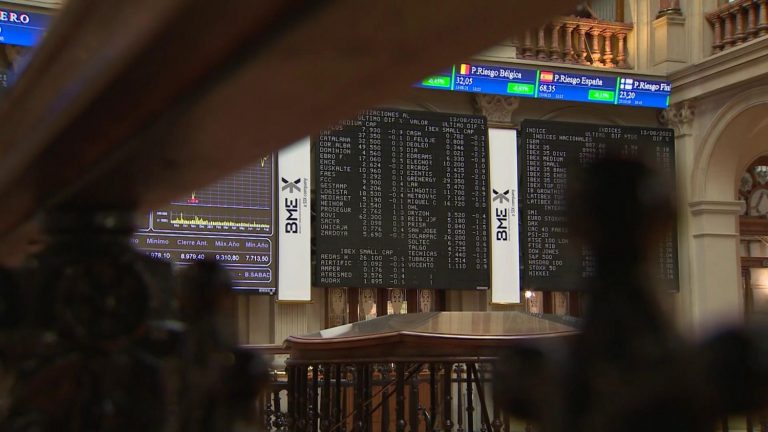 El Ibex 35 supera los 9.000 puntos tras aumentar un 0,28% en la media sesión