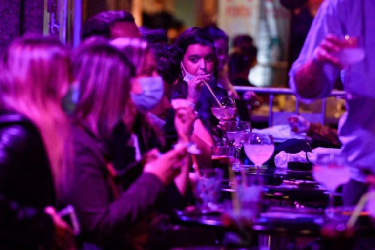 El TSXG deja sin vigencia la obligación de certificado covid para acceder a hostelería y a ocio nocturno