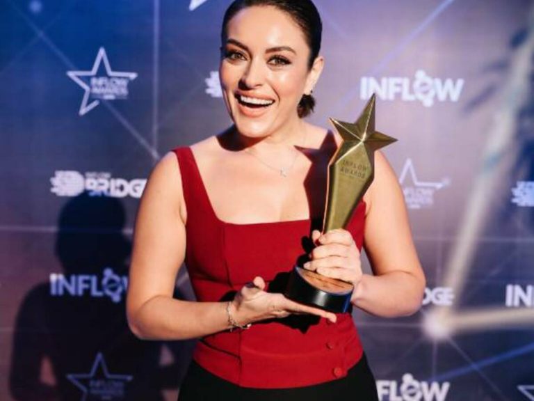 El oscuro pasado de Ezgi Mola, Safiye en Inocentes