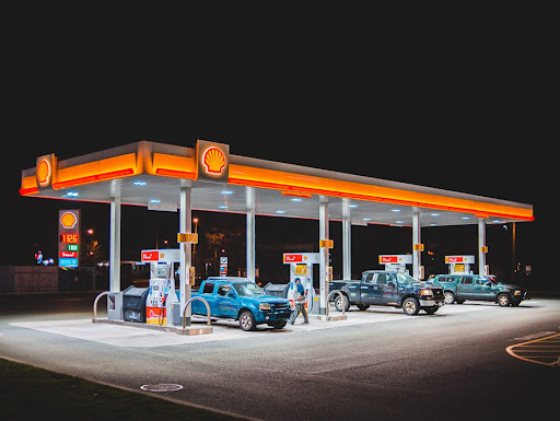 DGT: la multa que te pondrán si haces esto en las gasolineras