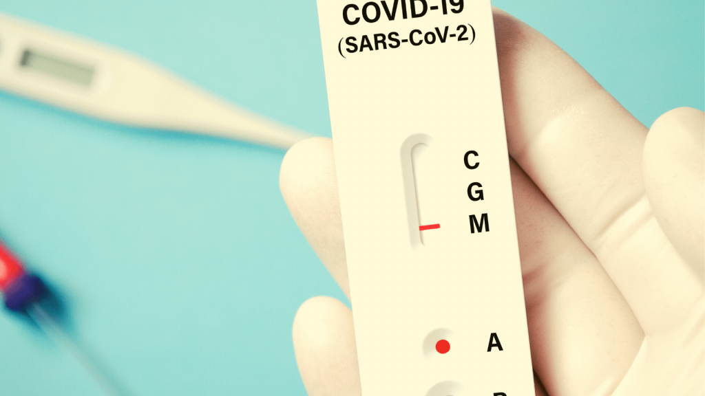 La OCU habla: consejos que debes conocer antes de hacerte el test de antígenos 44 Test de antígenos que se encuentran disponibles en las farmacias