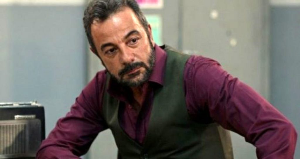 Tierra Amarga: fútbol, glamour... así es Kerem Alışık 11 La faceta de Kerem Alışık como futbolista