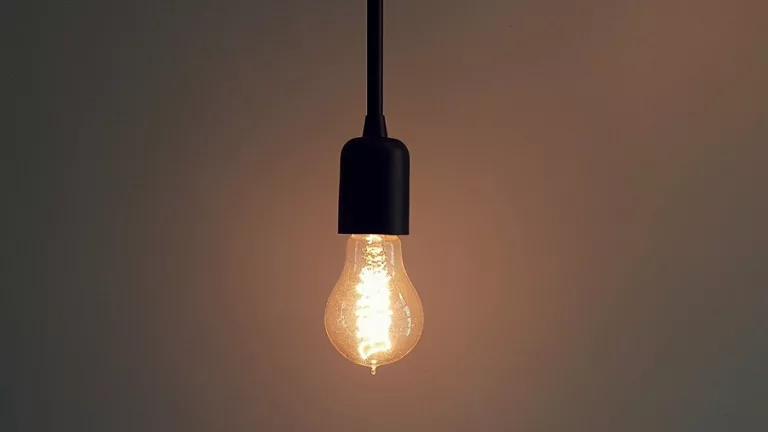 La factura eléctrica se incrementa un 25% por la subida del precio de la luz