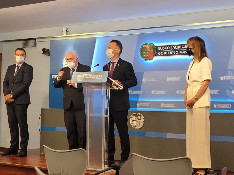 Las universidades vascas se fijan como reto recuperar el 100% de la presencialidad