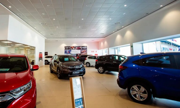 Las ventas de turismos de ocasión se desploman un 24% en julio