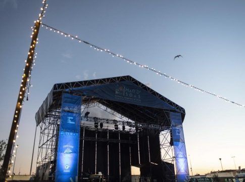 Mar de Sons encara su recta final con el pop urbano de Beret