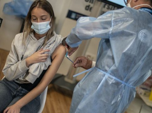 Más del 75% de los gallegos a vacunar están ya inmunizados contra la covid-19