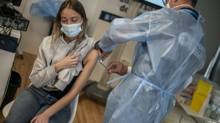 Más del 75% de los gallegos a vacunar están ya inmunizados contra la covid-19