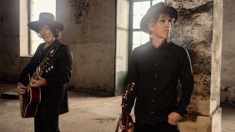 Mikel Erentxun y Bunbury juntos en 'Veneno'