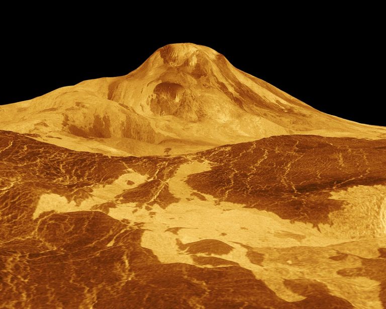 Nuevas técnicas permiten encontrar pruebas de vulcanismo reciente en Venus