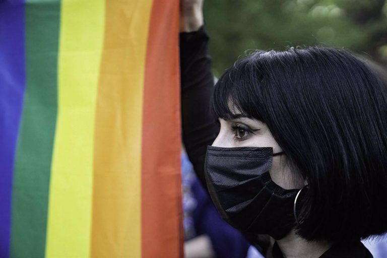 Organizaciones LGTBI reclaman protección para personas del colectivo en Afganistán