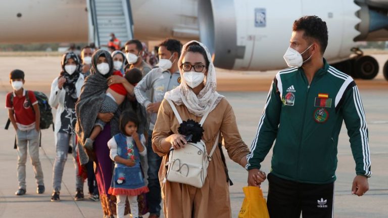 Otras 9 jugadoras del equipo paralímpico de baloncesto afgano esperan ser evacuadas