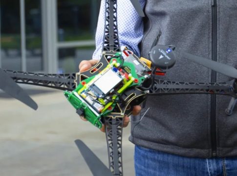 Qualcomm presenta su primera plataforma para drones, Flight RB5 5G