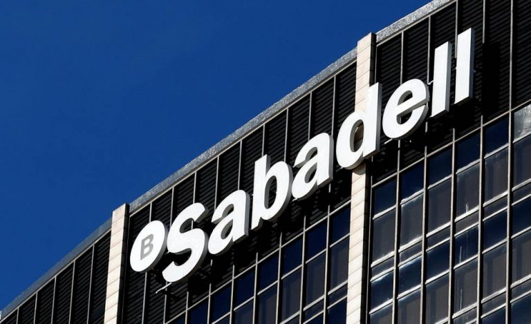 La cúpula de Sabadell redujo su sueldo un 9,3% en el primer semestre
