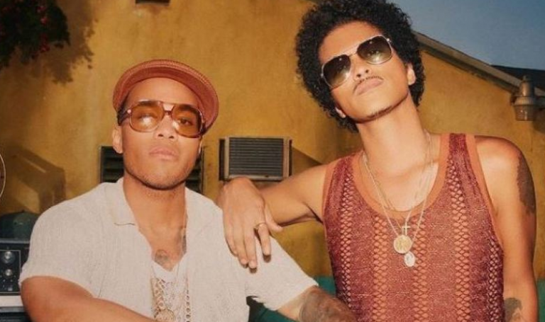 Silk Sonic (Bruno Mars con Anderson Paak) dispuestos a triunfar de nuevo en ‘Skate’