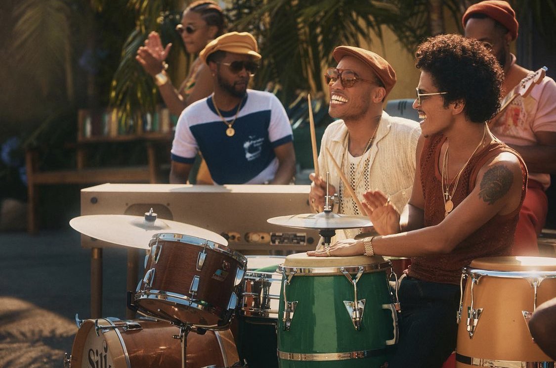 Silk-Sonic-Bruno-Mars-Anderson-Paak-Skate-4