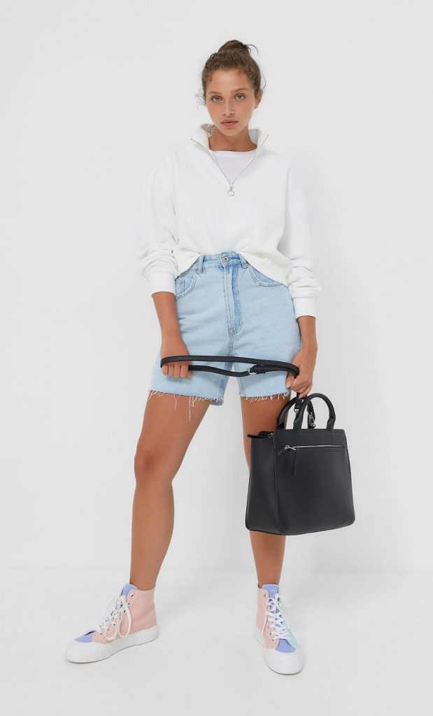 Stradivarius: la bandolera acolchada más cool y otros bolsos que no puedes perderte