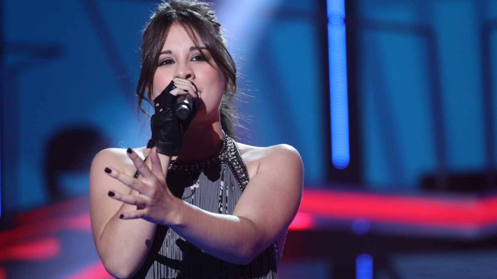 Operación Triunfo: la extriunfito que se ha metido en una iglesia 3 Thalía Garrido cantando