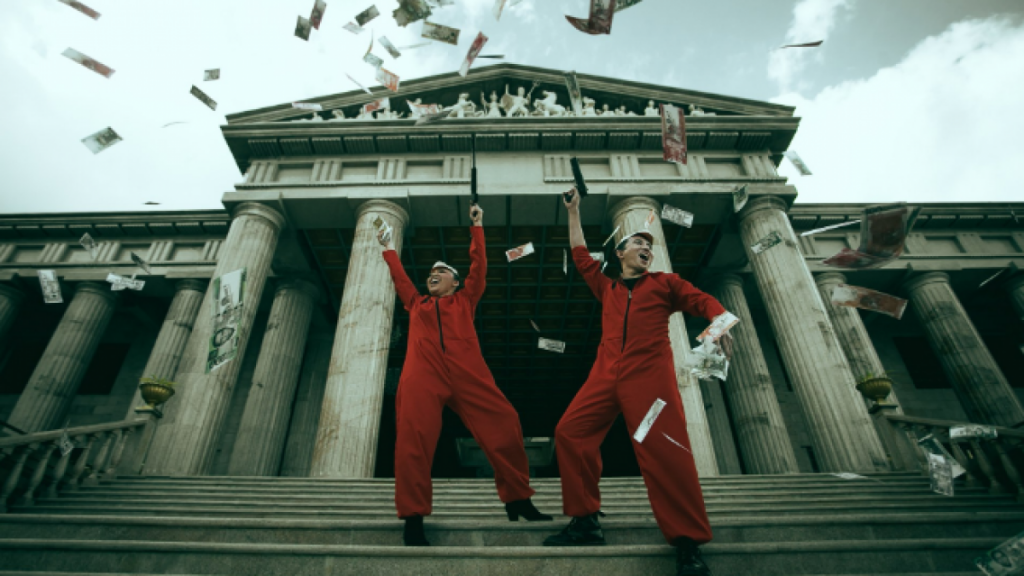 Un matrimonio recrea escena de la casa de papel